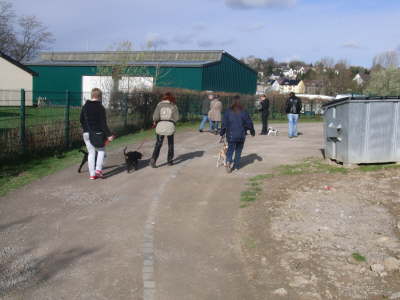 Au�er uns, nichts los